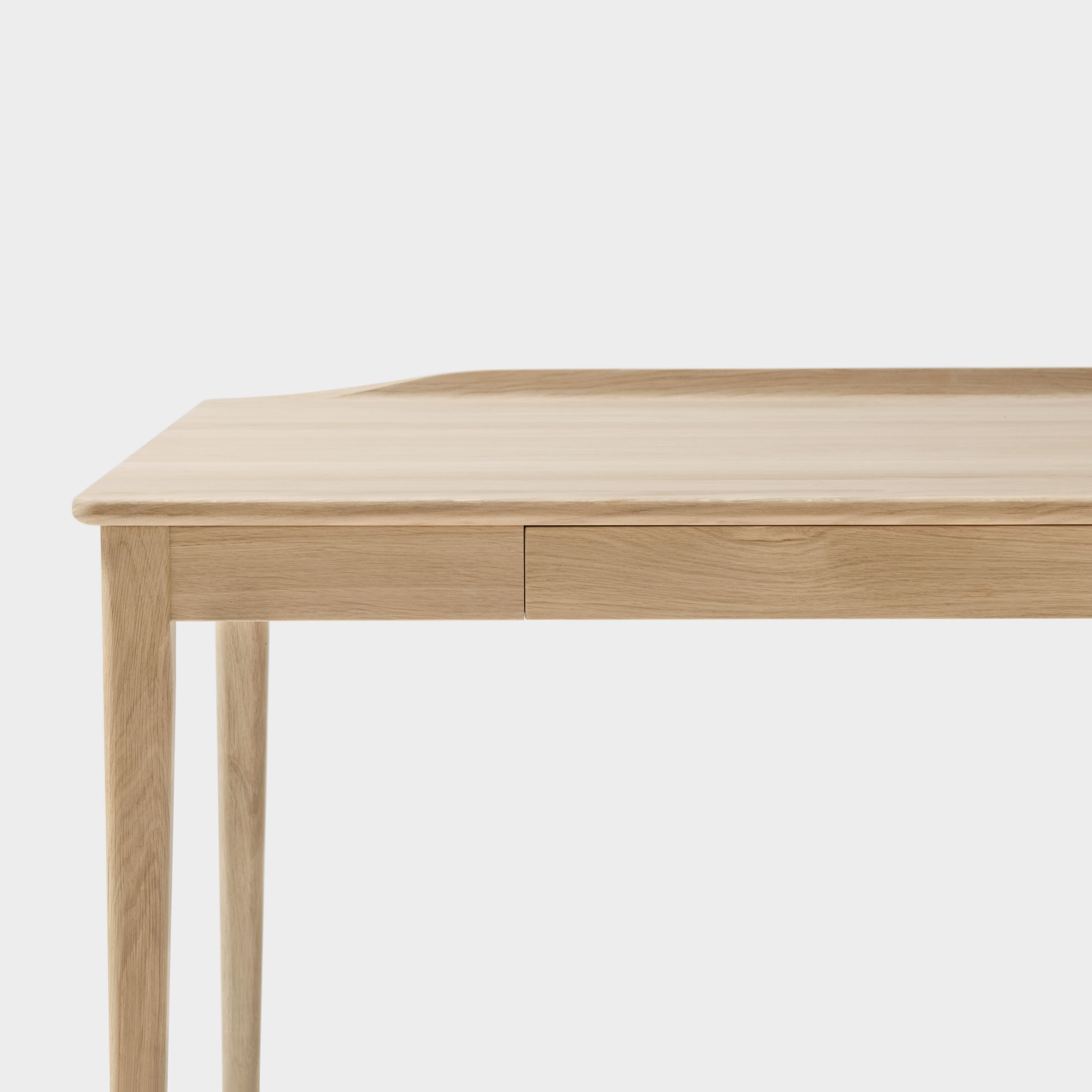 Skrivebord Fint i kanten Eik 72x152 cm